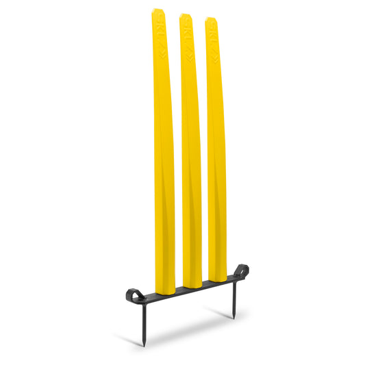 Angle view of the SKLZ Cricket 3 Stumps Flexi-Set on a white background